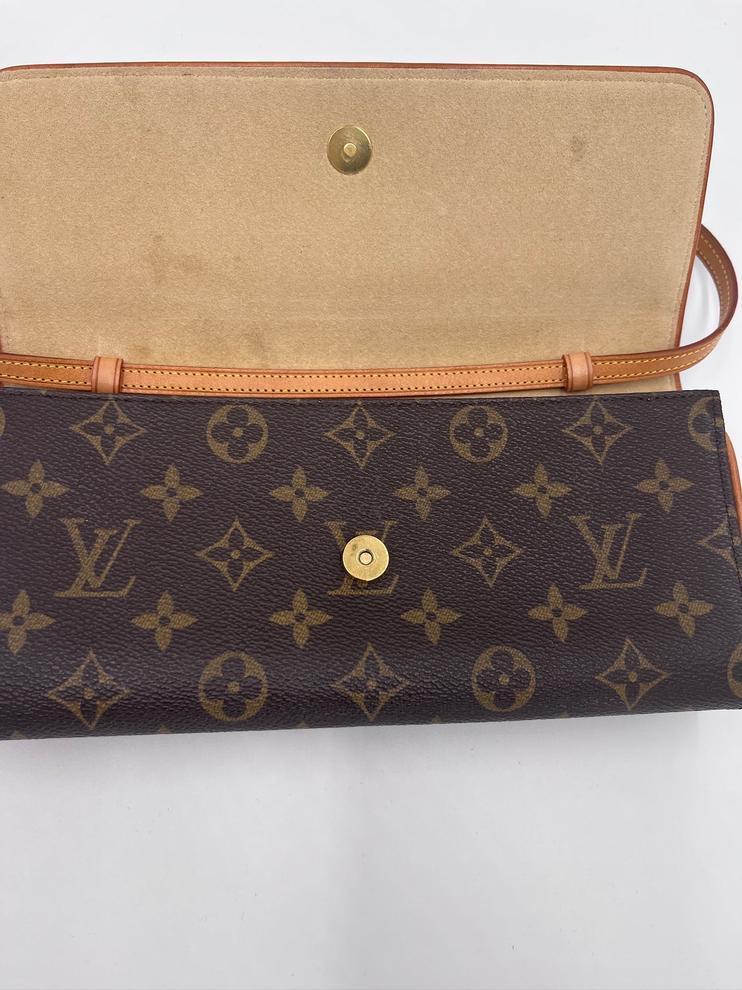 Louis Vuitton Crossbody