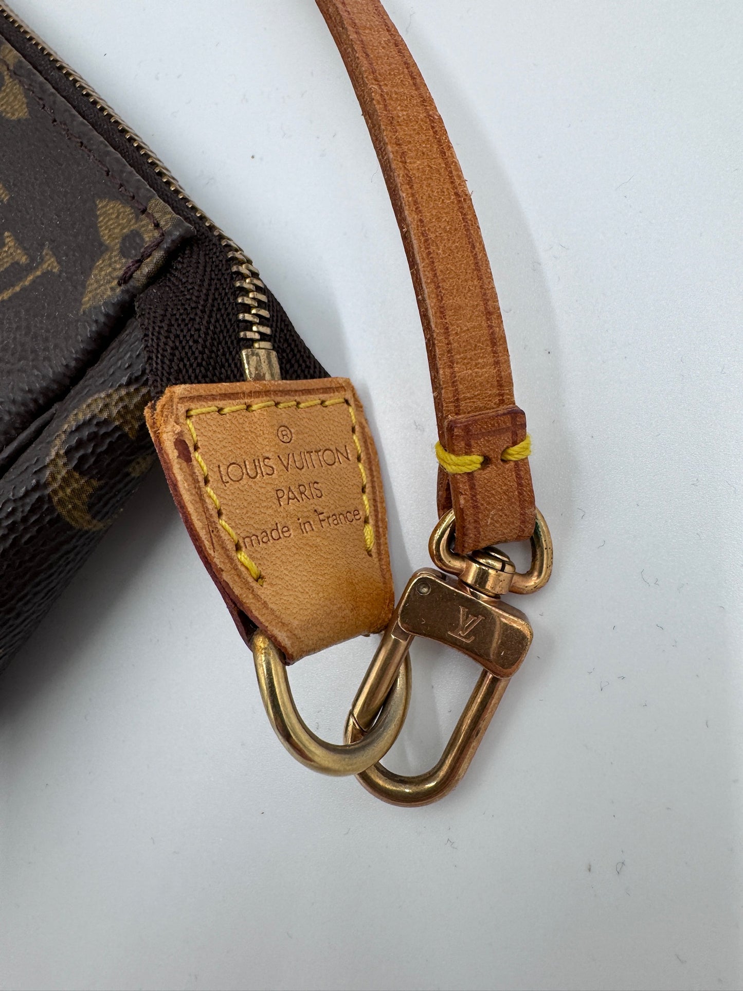 Louis Vuitton Pochette