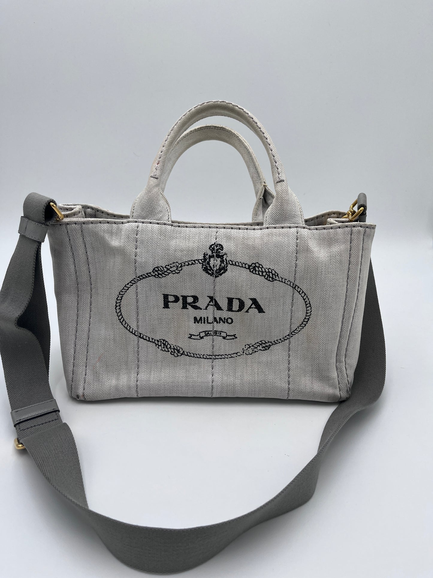 Toile Canapa Prada