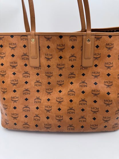 MCM Shopper