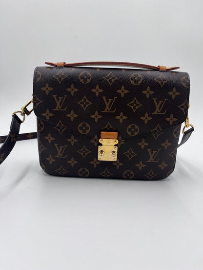 Louis Vuitton Pochette Metis