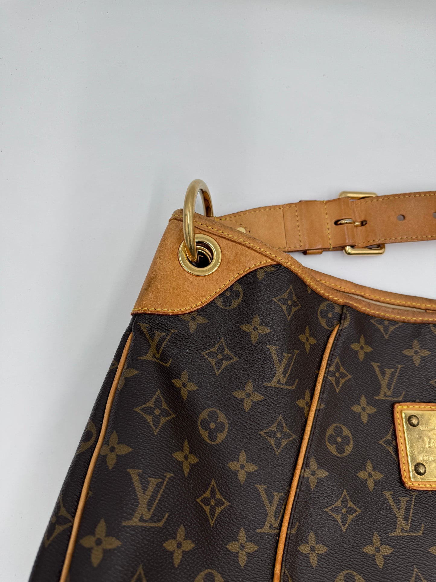 Louis Vuitton Galliera