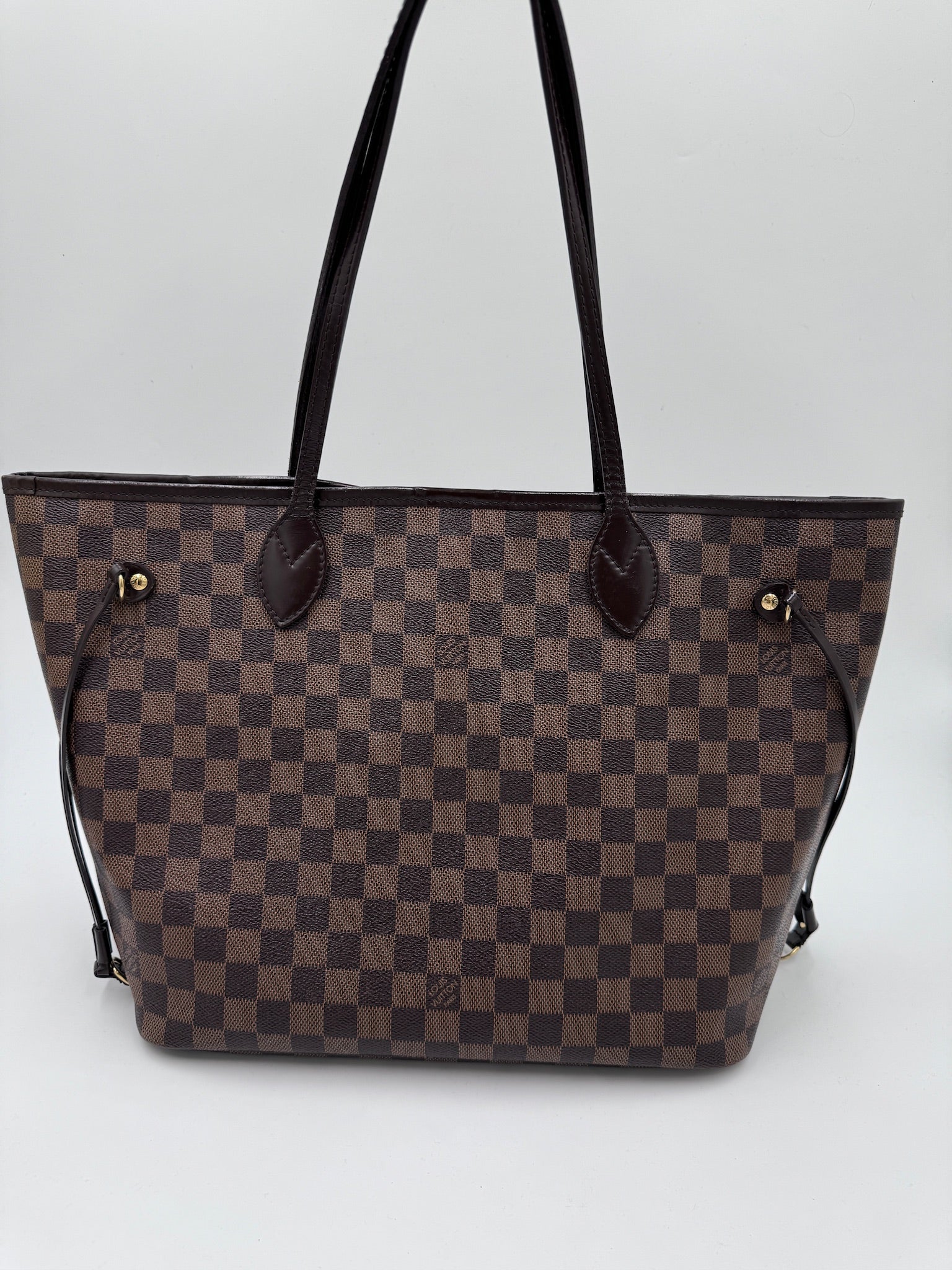 Pflege einer Louis Vuitton Neverfull