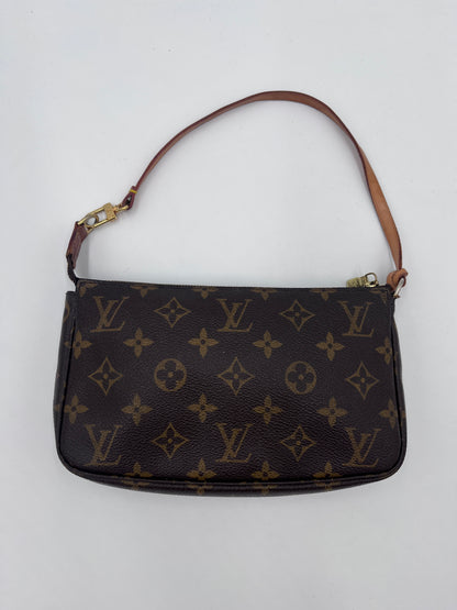 Louis Vuitton Pochette