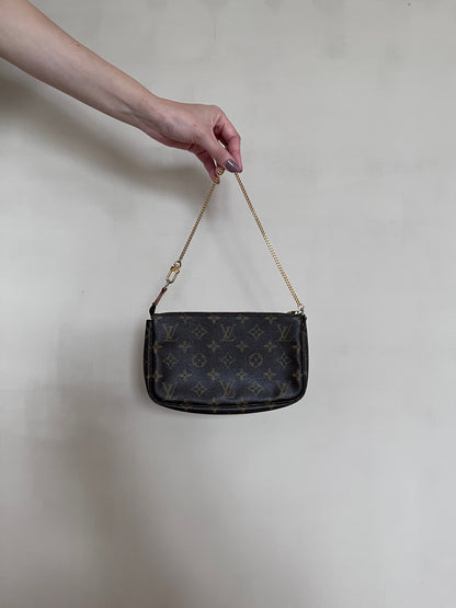 Louis Vuitton Pochette