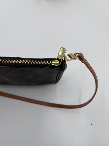 Louis Vuitton Pochette