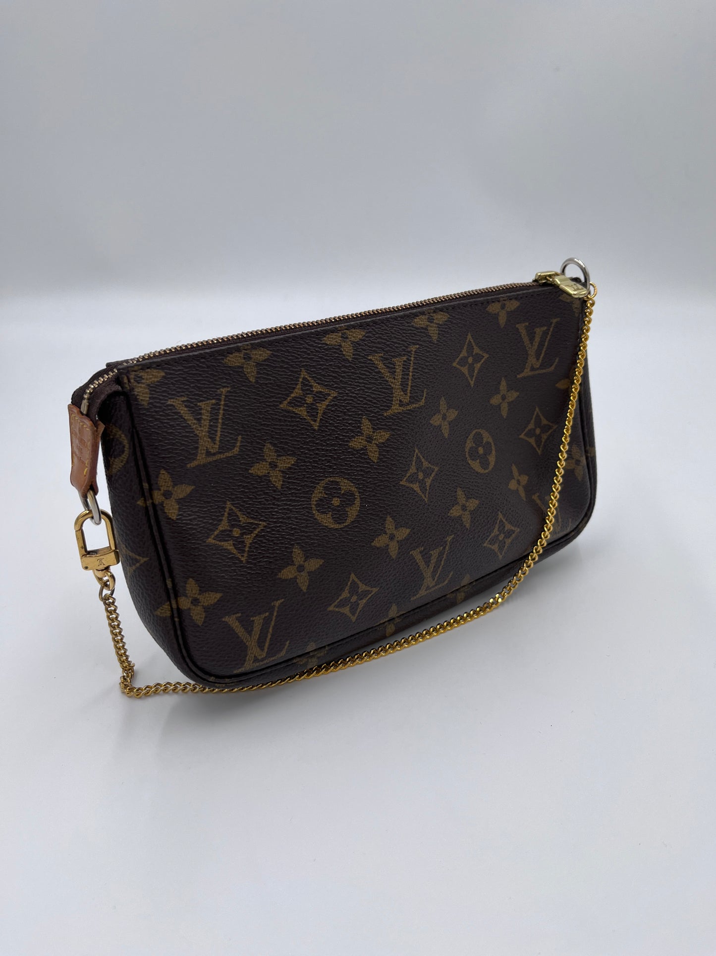 Louis Vuitton Pochette