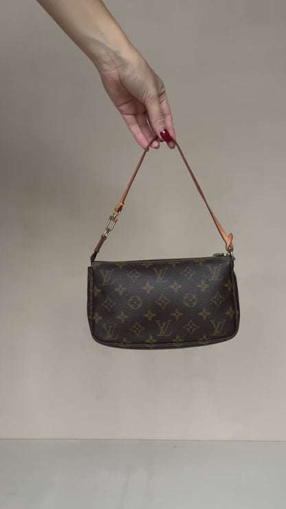 Louis Vuitton Pochette