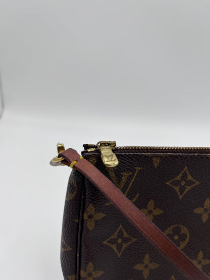 Louis Vuitton Pochette