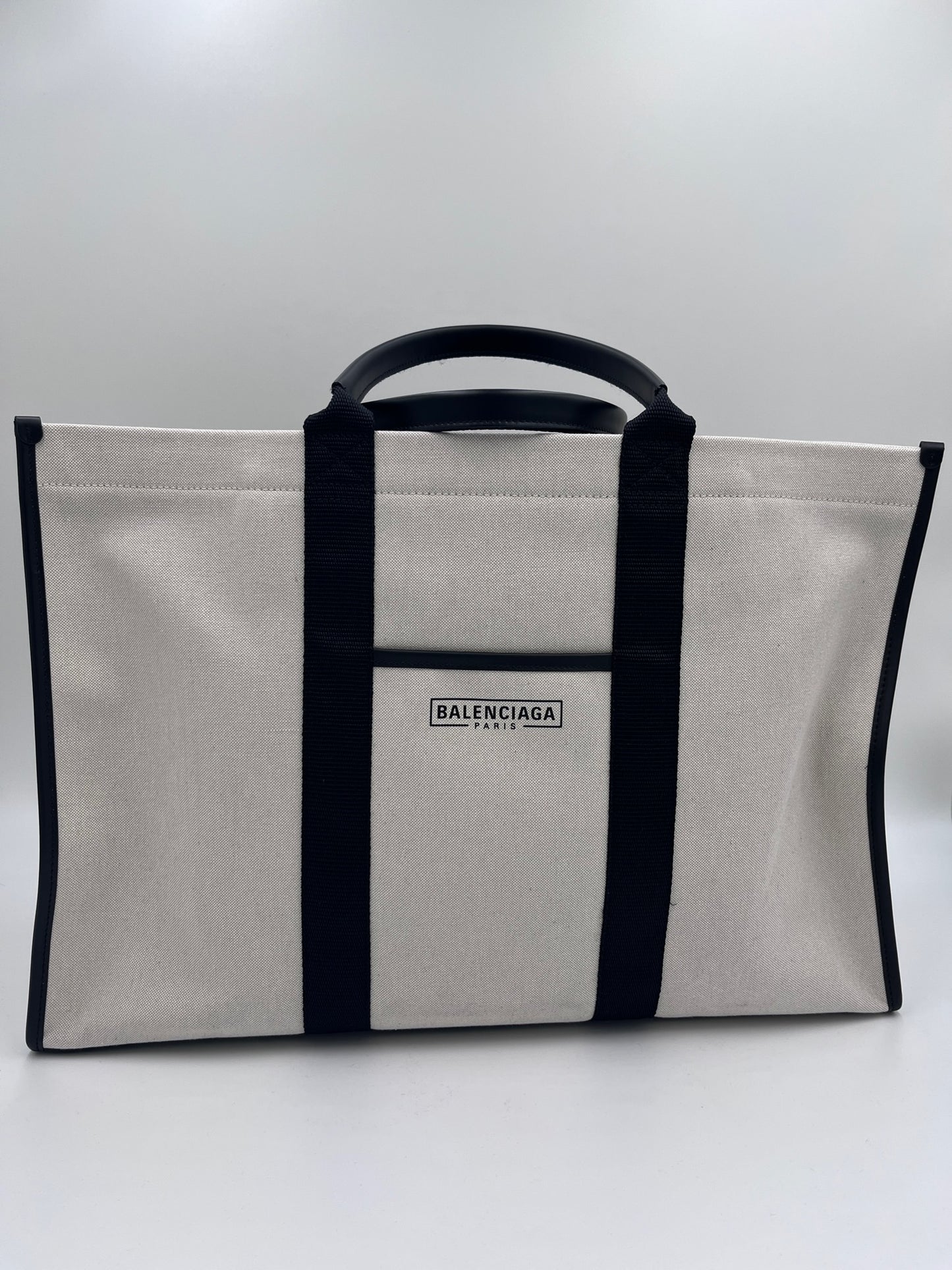 Balenciaga Shopper beige