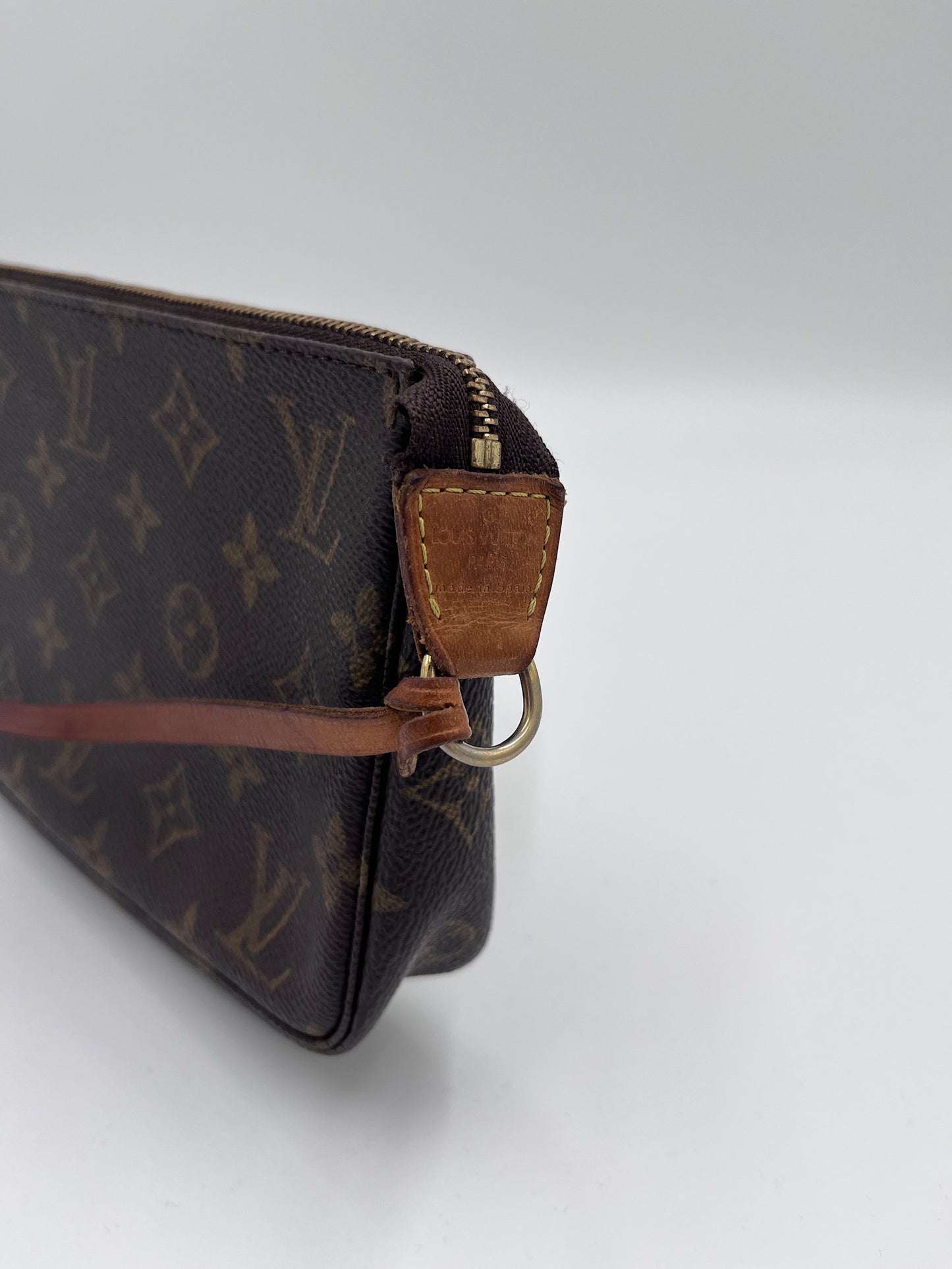 Louis Vuitton Pochette