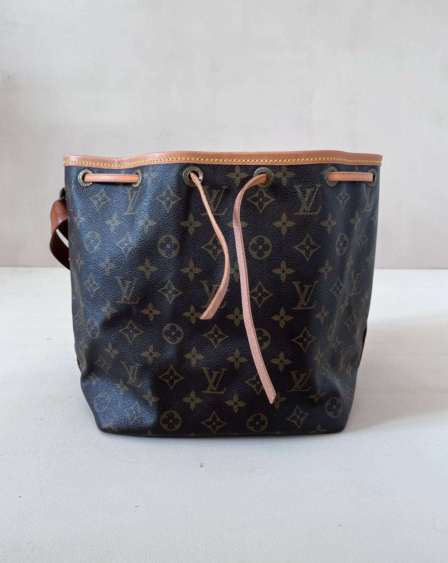 Louis Vuitton Petite Noè