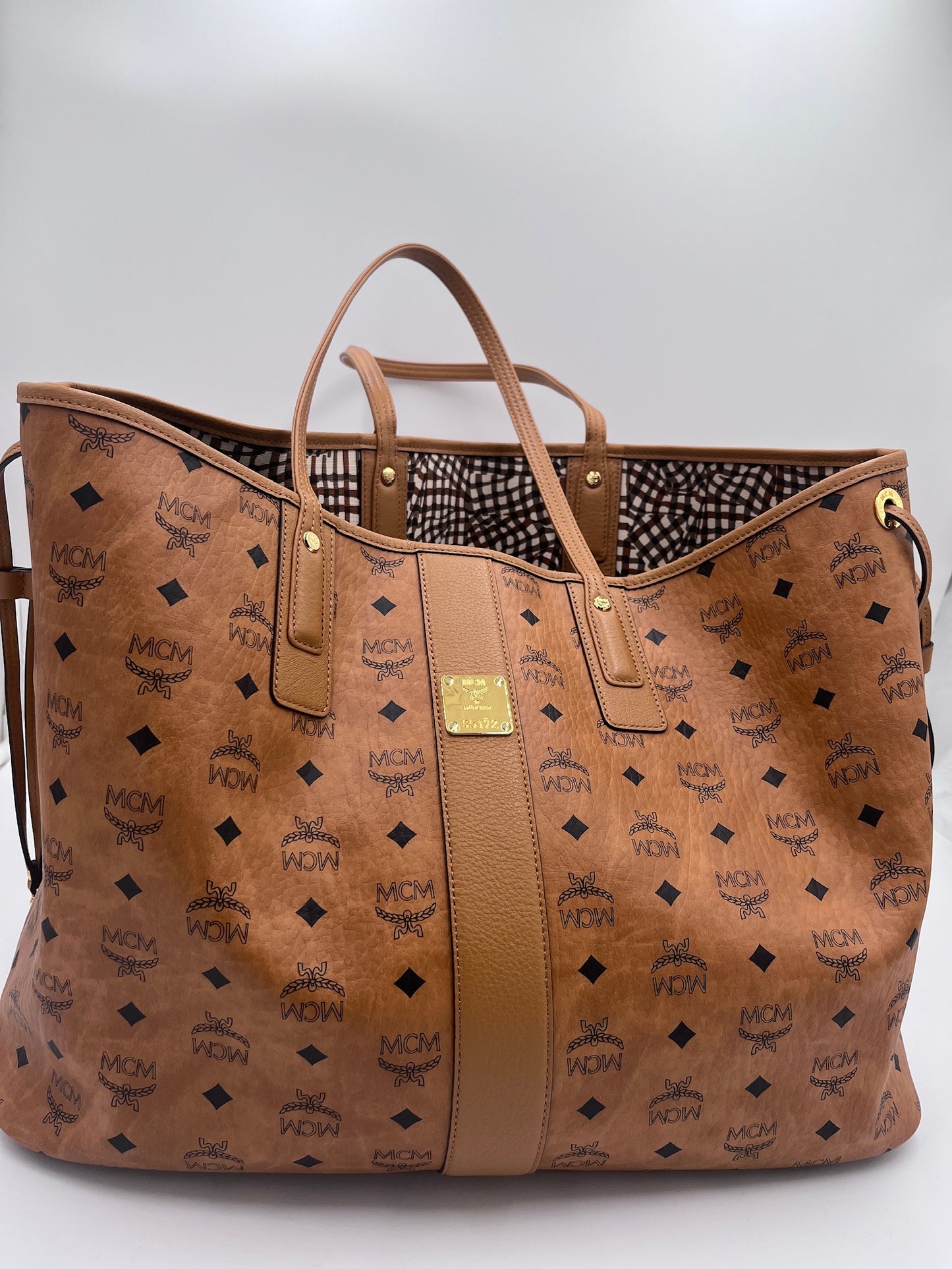 MCM Shopper